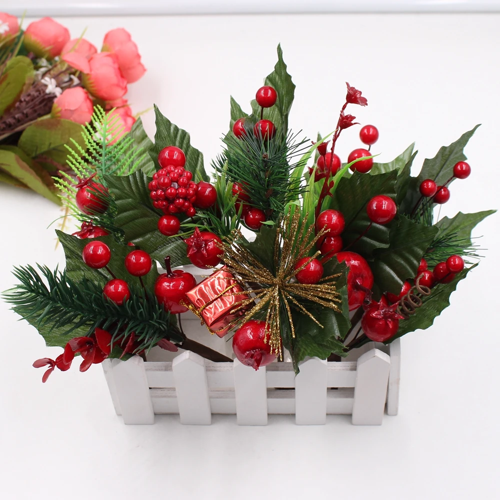 Weihnachtsrote Beere, künstliche Blumen, Tannenzapfen, Zweig, Weihnachtsbaum, Weihnachtsdekoration,