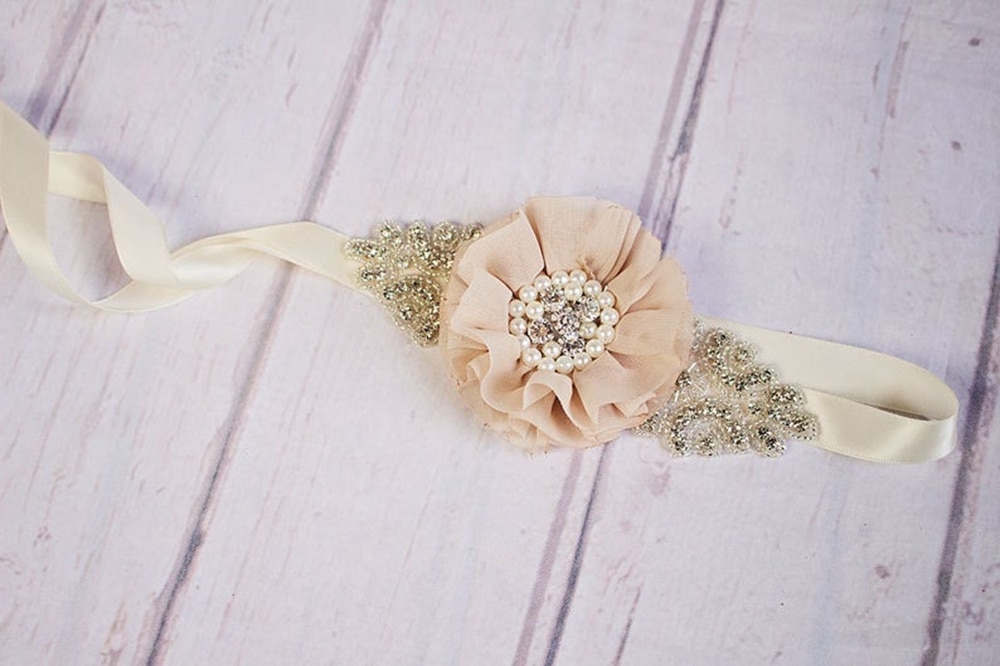 3 Colors Artificial Flower Women Sashes with Pearls Rhinestone Cute Handmade Floral Maternity Belts Bridesmaids Dress Decoration