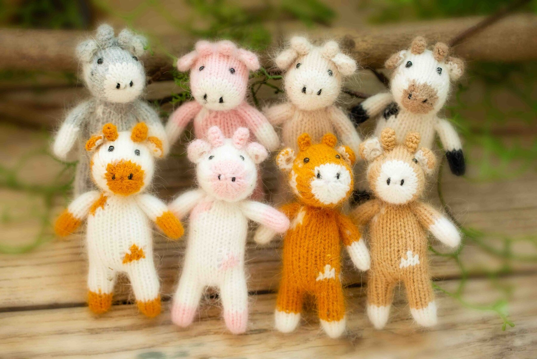 Knitted Bull Toys Newborn Photography Props Handmade Cow Pattern Doll Stuffed Animal Gift Baby Photo Prop Accessories