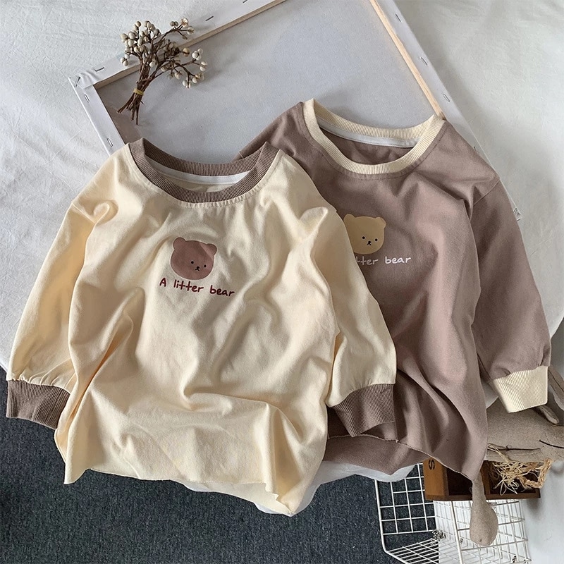 Girls and Boys Casual Bottoming Spring and Autumn Mid-length T-shirt Children's Cute Cartoon Bear Long-sleeved Shirt