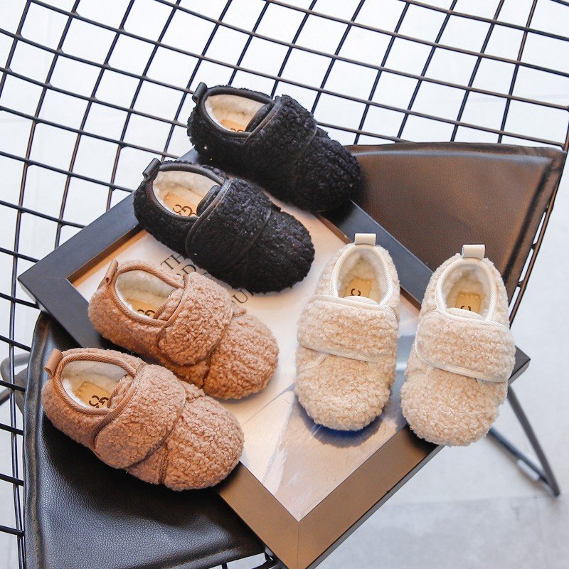 2021 Winter Kid Shoes Flats SlipOn Solid Round Toe Fashion Sweet Leisure Fur Lazy Non Slip Warm Fur Home Shoes