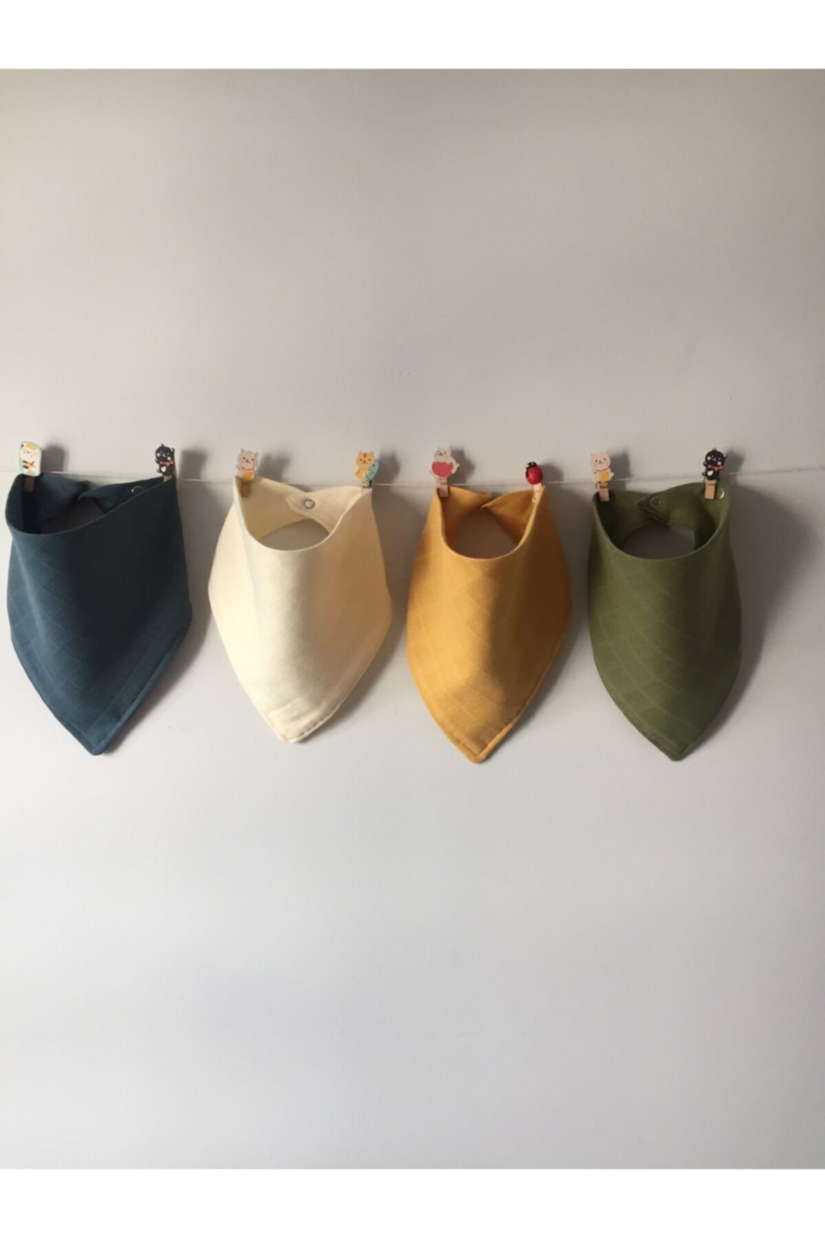 Run Baby 100 Organic Cotton Double-Deck Müslin Fabric Two Snaps Baby Slobber Bib & Scarf (4 PCs)
