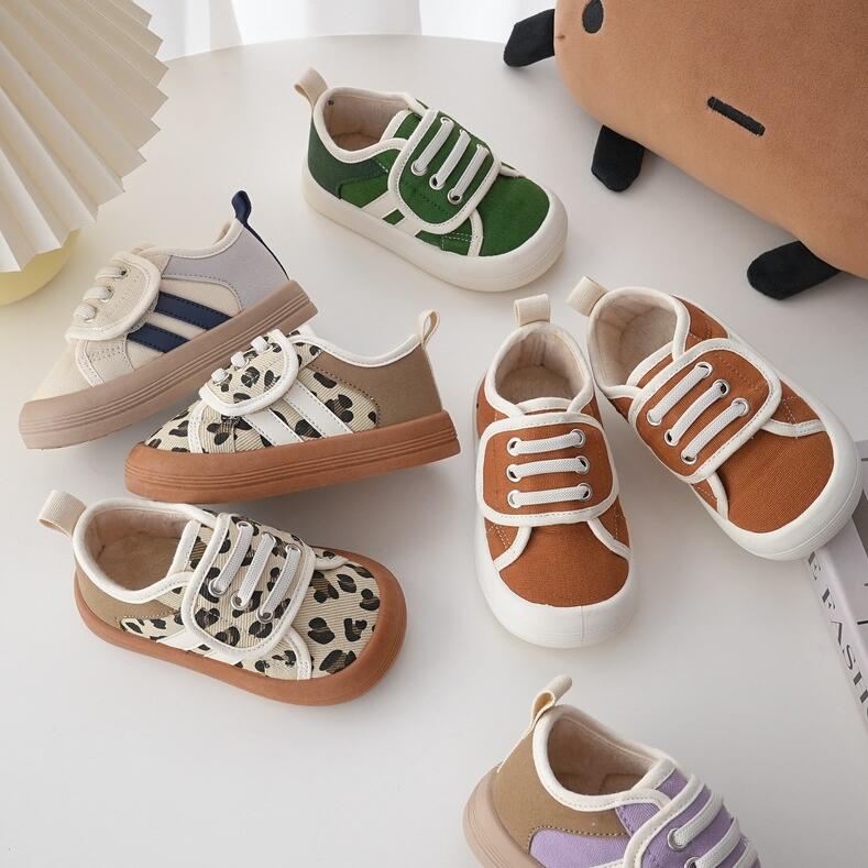 Children's Canvas Shoes New Plush Boys' Soft Casual Shoes For Autumn Winter 2022 Girls' Soft Soled Fashion Sneake