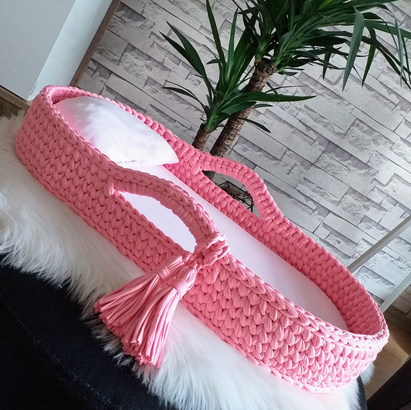 Jaju Baby Moses Basket Bottom opening Pink Knitted Stroller, newborn baby basket, baby basket, handmade baby knitting basket