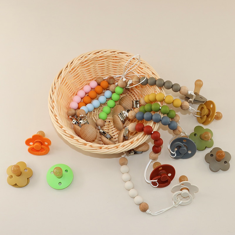 BPA Free Silicone Baby Wood Bead Pacifier Clips Dummy Pacifier Chain Wooden Pacifier Clip Silicone Baby Pacifier Chain