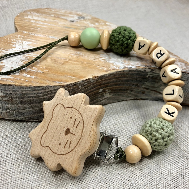 New Personalized Name Handmade Beech Pacifier Clips Holder Chain Silicone Crown Pacifier Chains Baby Teether Teething Chain Gift