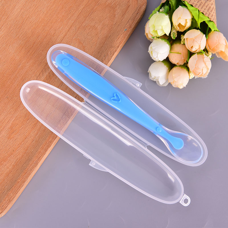 1Pcs 16 x 2.5 CM Food Grade Silicone Cute Baby Feeding Tableware Non-Slip Baby Trainning Spoon with Storage Box