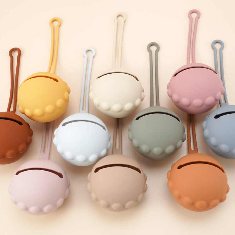 2022 New Design Non-Toxic Baby Essentials Soft Silicone Pacifier Holder Soother Container Box For Nipples Kids Teat Attachment