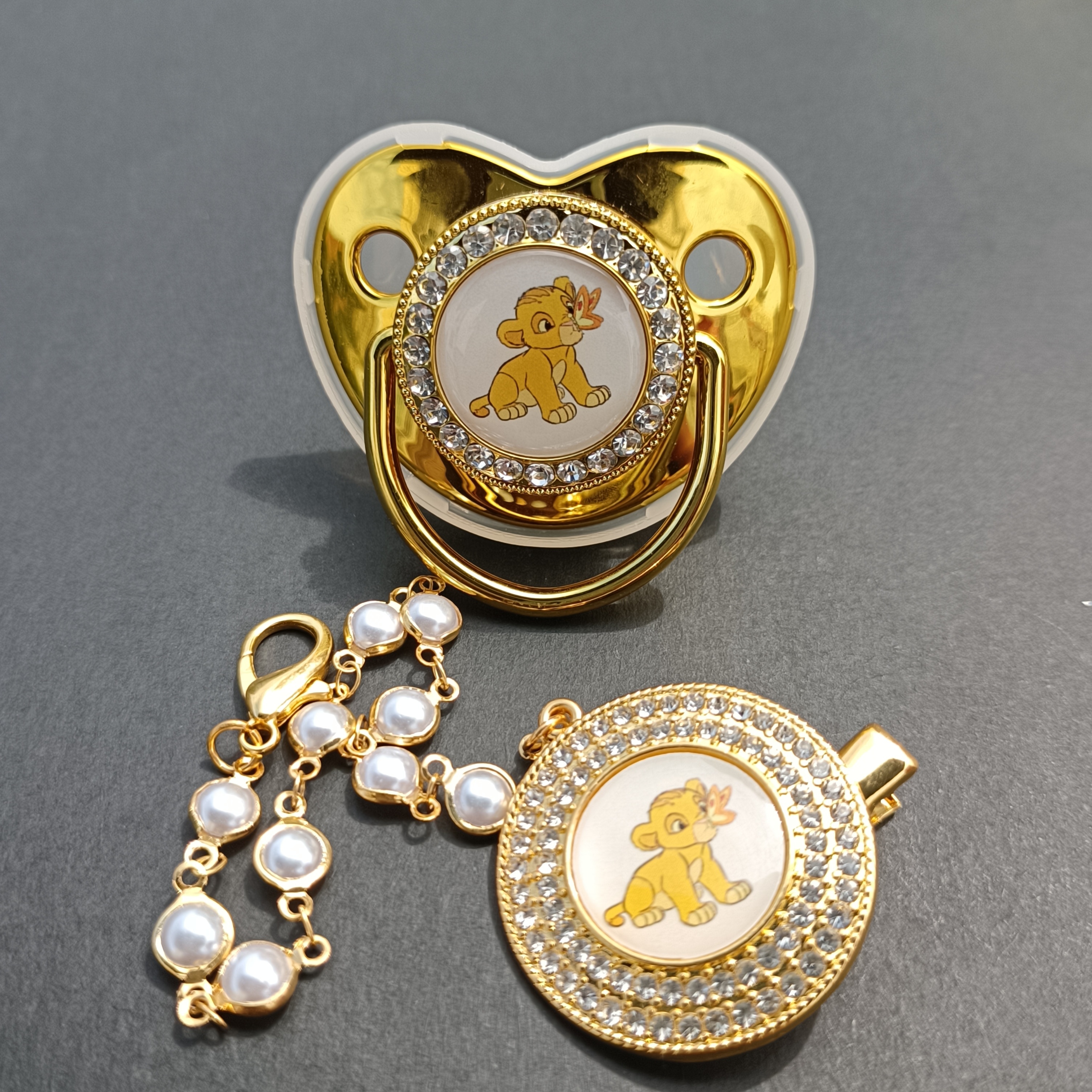 Luxury Pearl Lion King Print Bling Baby Pacifier with Clip Newborn Baby Food Grade Silicone Fake Pacifier Baby mother and kid