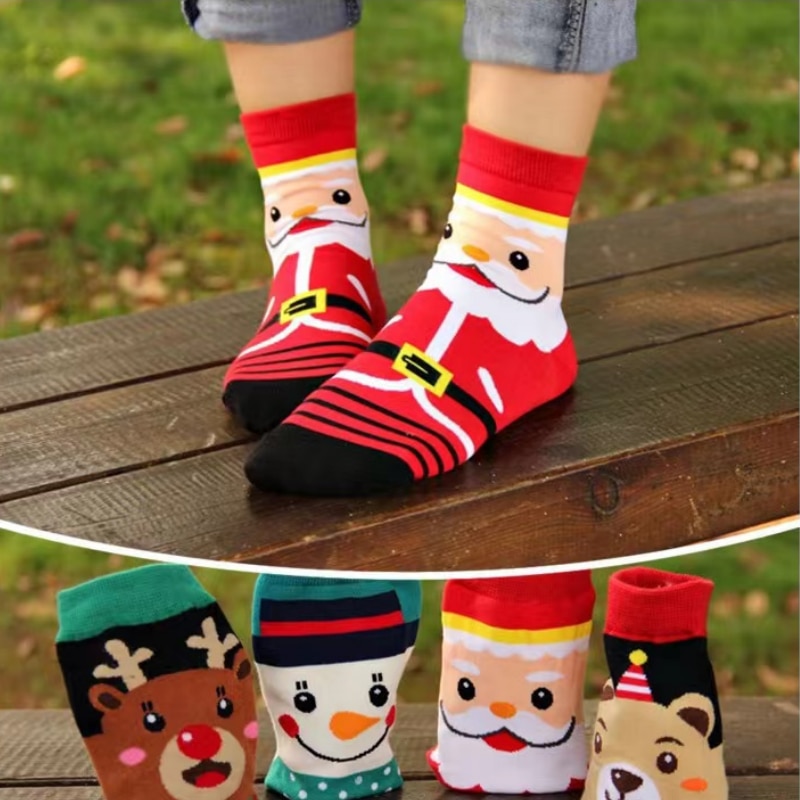 Autumn and winter cartoon Christmas socks elk snowman women's socks cute little gift 1 pair 4 pairs