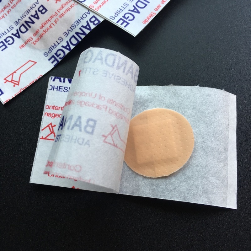 50pcs/set Round Shape Hemostasis Plaster Waterproof Band Aid Strips for Kids Baby Vaccinum Injection Patch PE Bandages Plasters