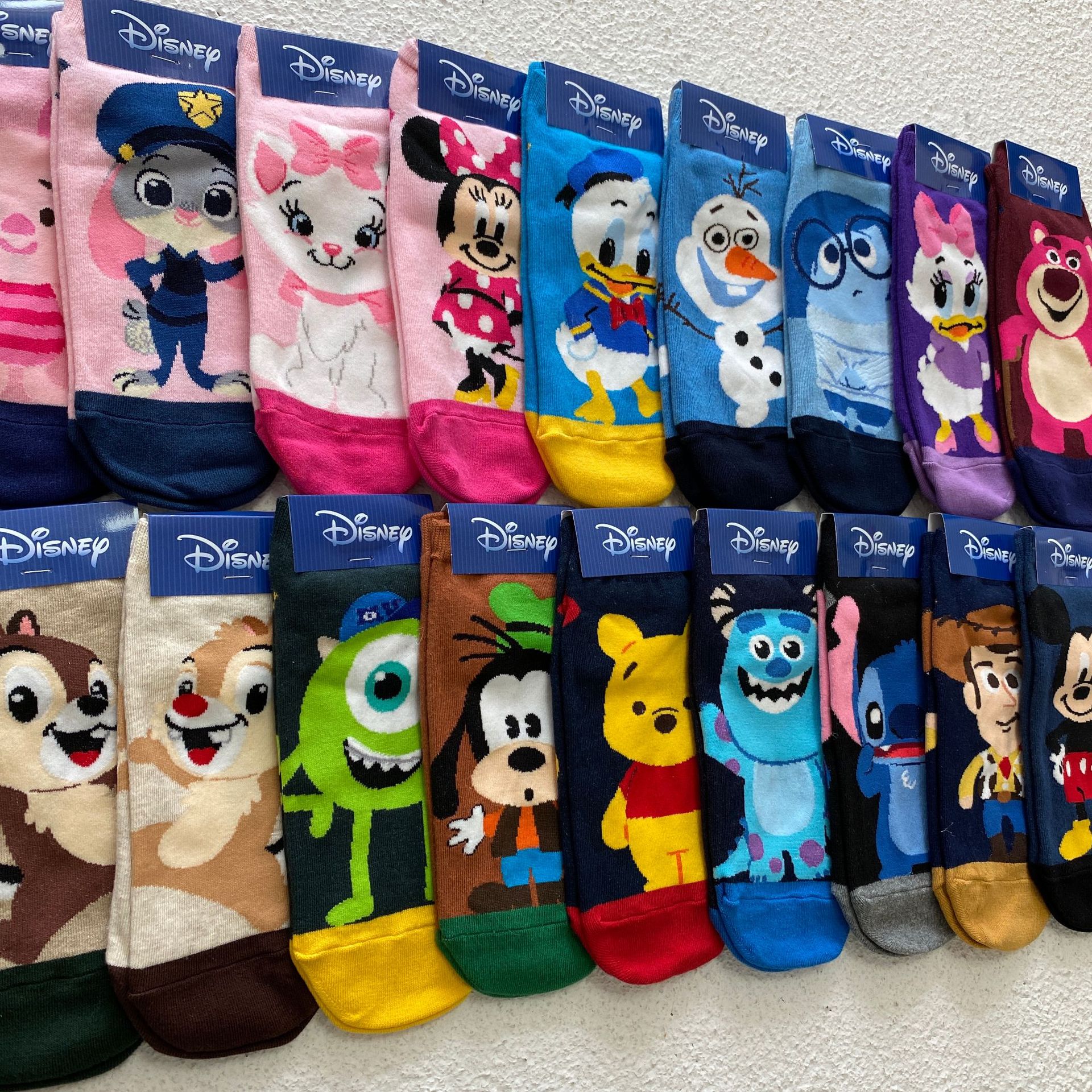 2023 Disney Socks Cartoon Characters Mickey Minnie Donald Duck Strawberry Bear Pattern Socks Happy Casual Cotton Ankle Socks