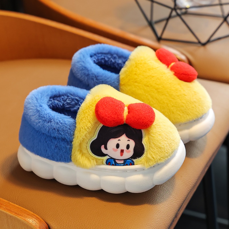 Winter Baby Girl Child Slippers Toddler Warm Non-Slip Plush Cute Cartoon Indoor Comfortable Mother Kids Designer Princess Shoes