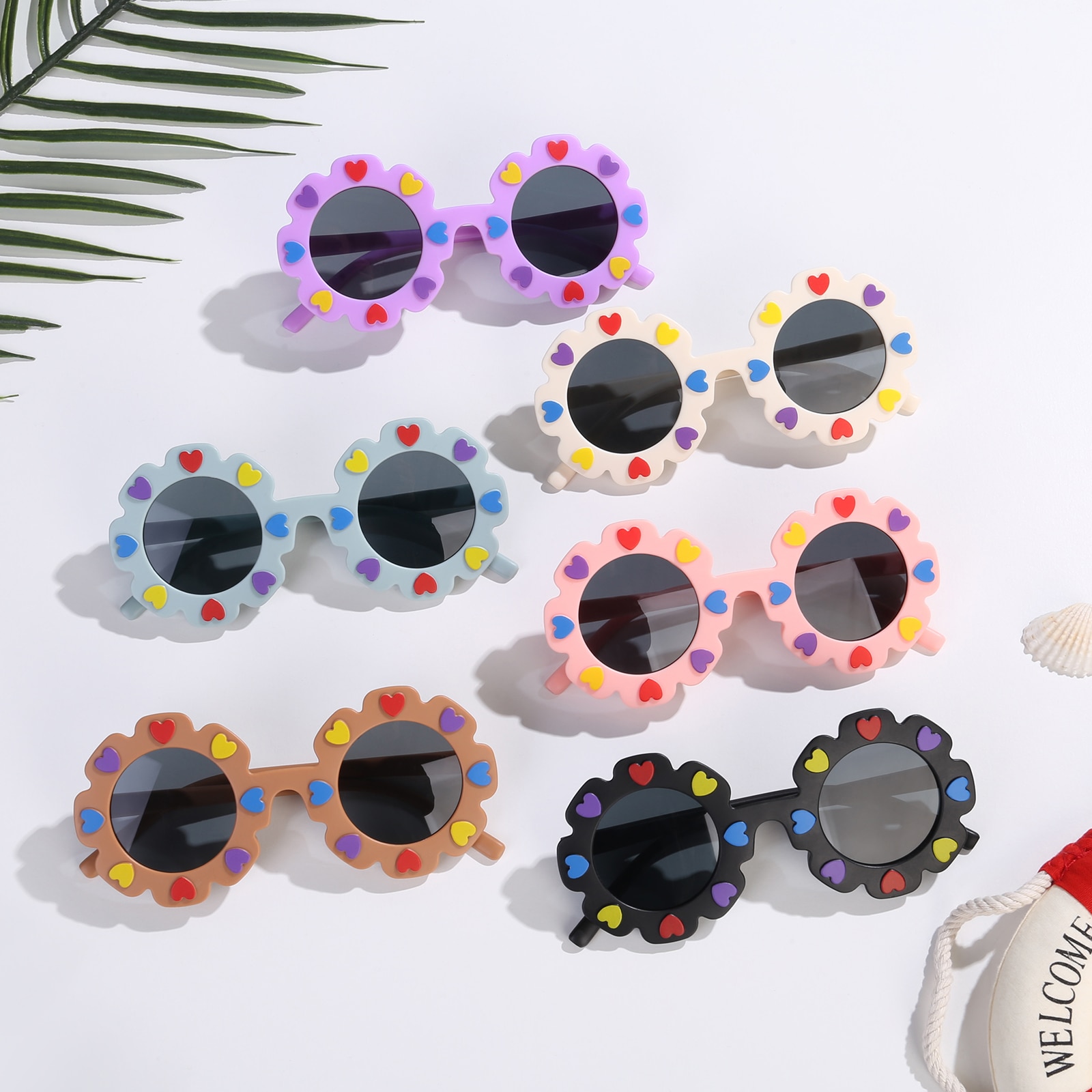 2022-12-19 Lioraitiin Kids Round Flower Sunglasses Cute Anti-UV Beach Sunglasses with Heart Charms for Photography