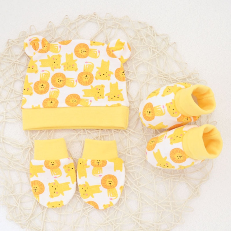 Spring and summer baby cap Mittens Sets Anti-scratch Gloves Protect Feet Cover 3-piece newborn bear Headwrap 0-6 months Hat