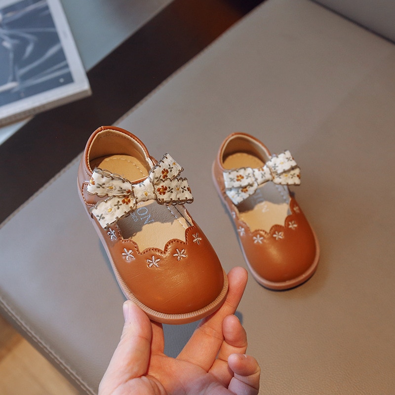Children's Leather Shoes Embroidery Flowers Girls With Bowtie Soft Soles Leather Shoes Kids Flats Baby Toddler Footwea