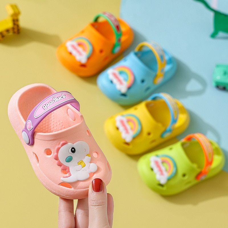 Children's Slippers Summer Girls Cute Soft Sole Non slip Children's Sneakers Baby Hole Shoes Boys Sandals for baby ite