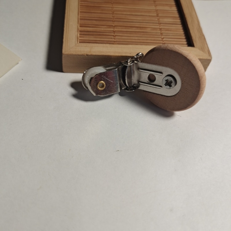 Beech Wooden Pacifier Clip Baby DIY Pacifier Clip Soother Clasp Metal