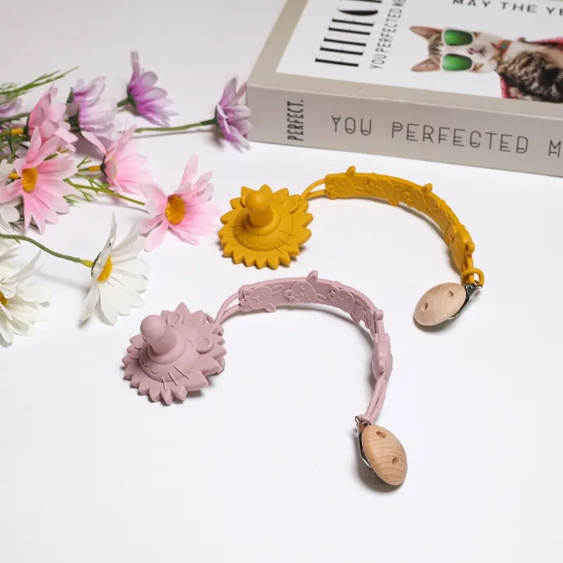 Silicone Pacifier Hold with Wood Clip Pacifier Clip Holder Teether Rope for Baby Boys Girls Flexible Pacifier Clip Gift
