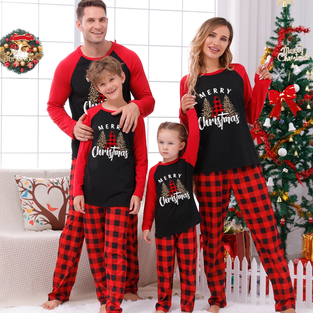 Christmas Pajamas Matching Family Outfit Black Red Plaid Long Sleeve Couples Men Women Mommy Daddy Kids Children Baby Romper