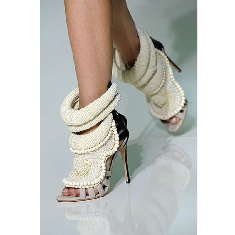 Luxus Perle verziert Peep Toe Sandalen Frau Perlen Schaum gepatchte Gladiator High Heel Schuhe Damen