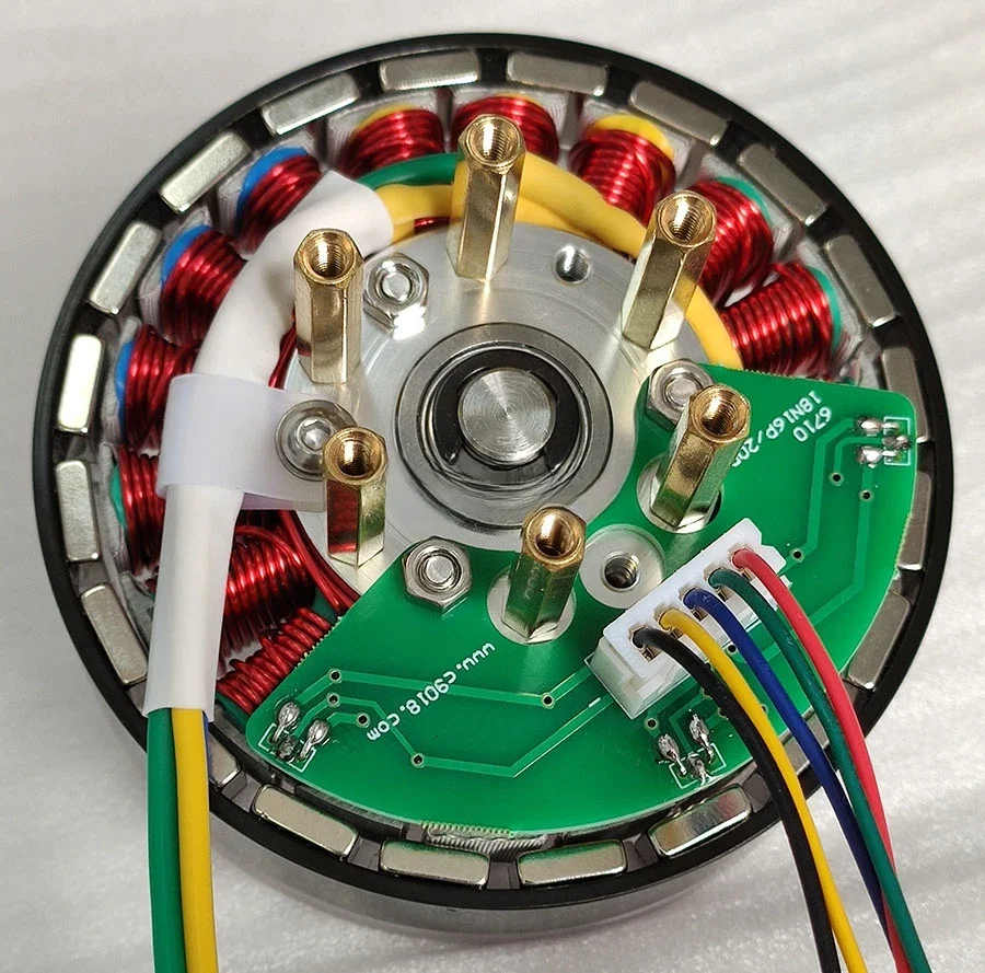 100W Disc Permanent Magnet Drei-phase Bürstenlosen DC Motor/motor 18N20P DC24V mit Hall-Sensor