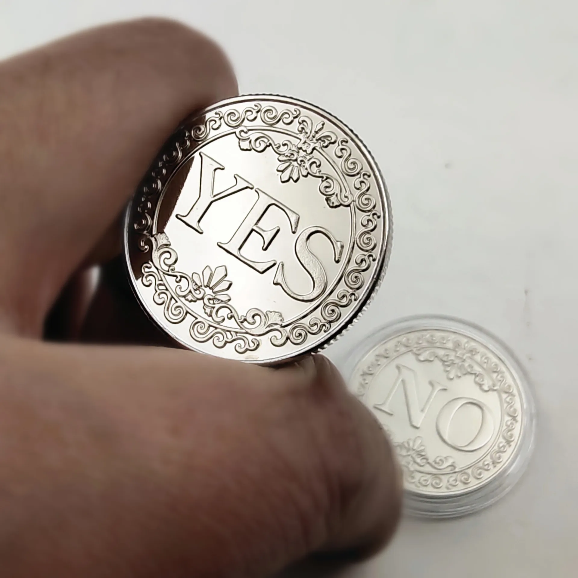 Diameter 25Mm Coin Ja Of Nee Beslissing Herdenkingsmunt Badge Dubbelzijdig Reliëf Plating Collection