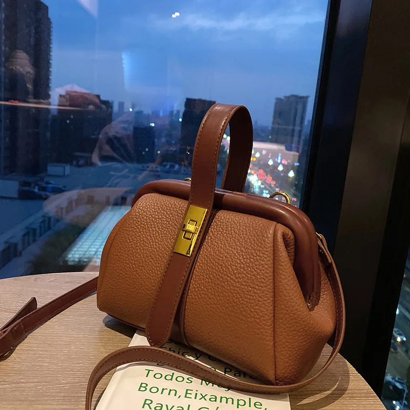 Women's Bags 2023 New Trend Handbags Quality Retro Designer Luxury Crossbody Bags Female Shopping
