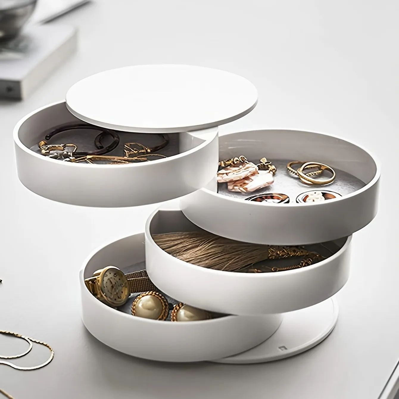 Rotating Multi-layer Desktop Storage Box Hair Accessories Jewelry Makeup BoxNWith Lid Dustproof