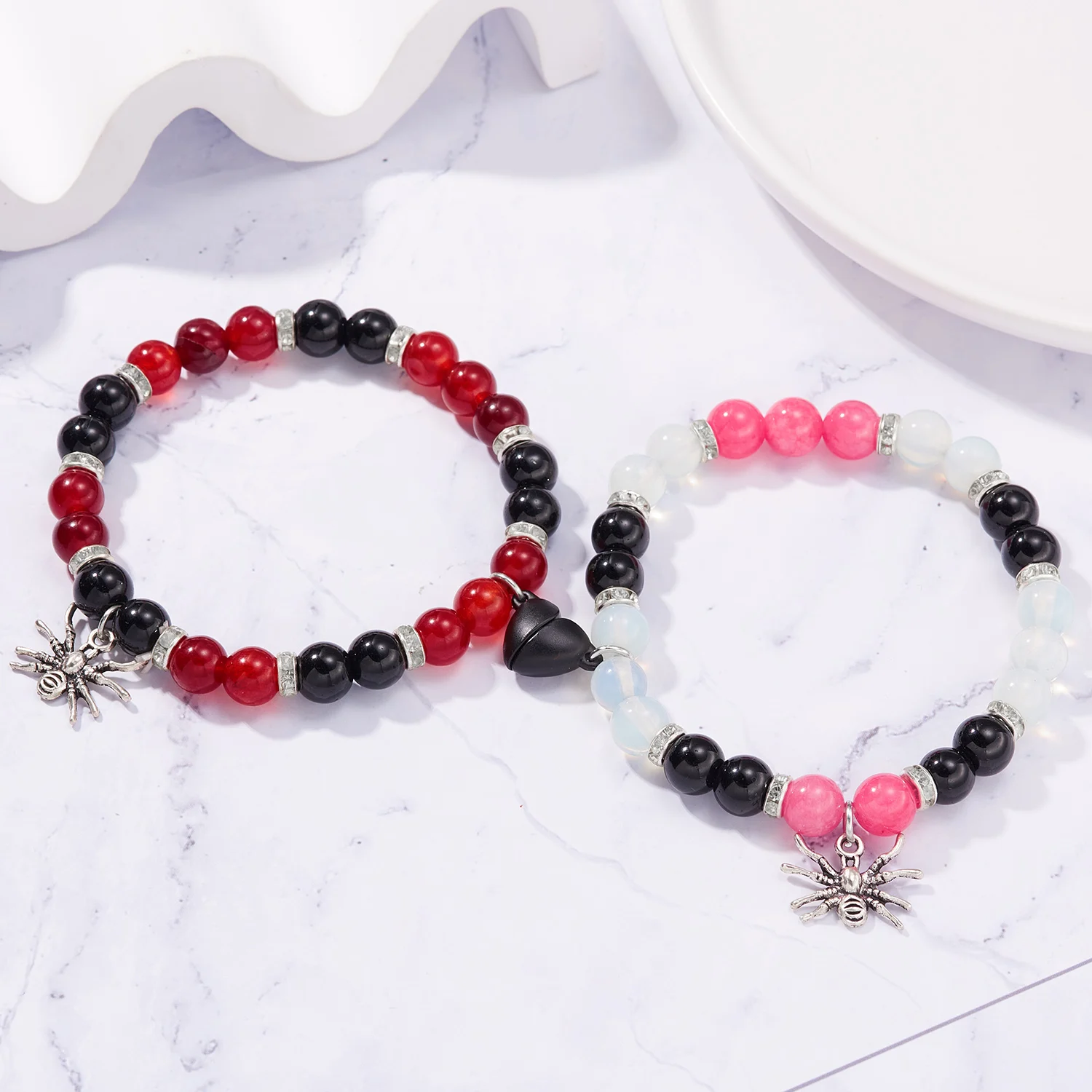 2Pcs/Set Gothic Spider Animal Beaded Bracelet Creative Heart Magnetic Matching Couple Bracelets for