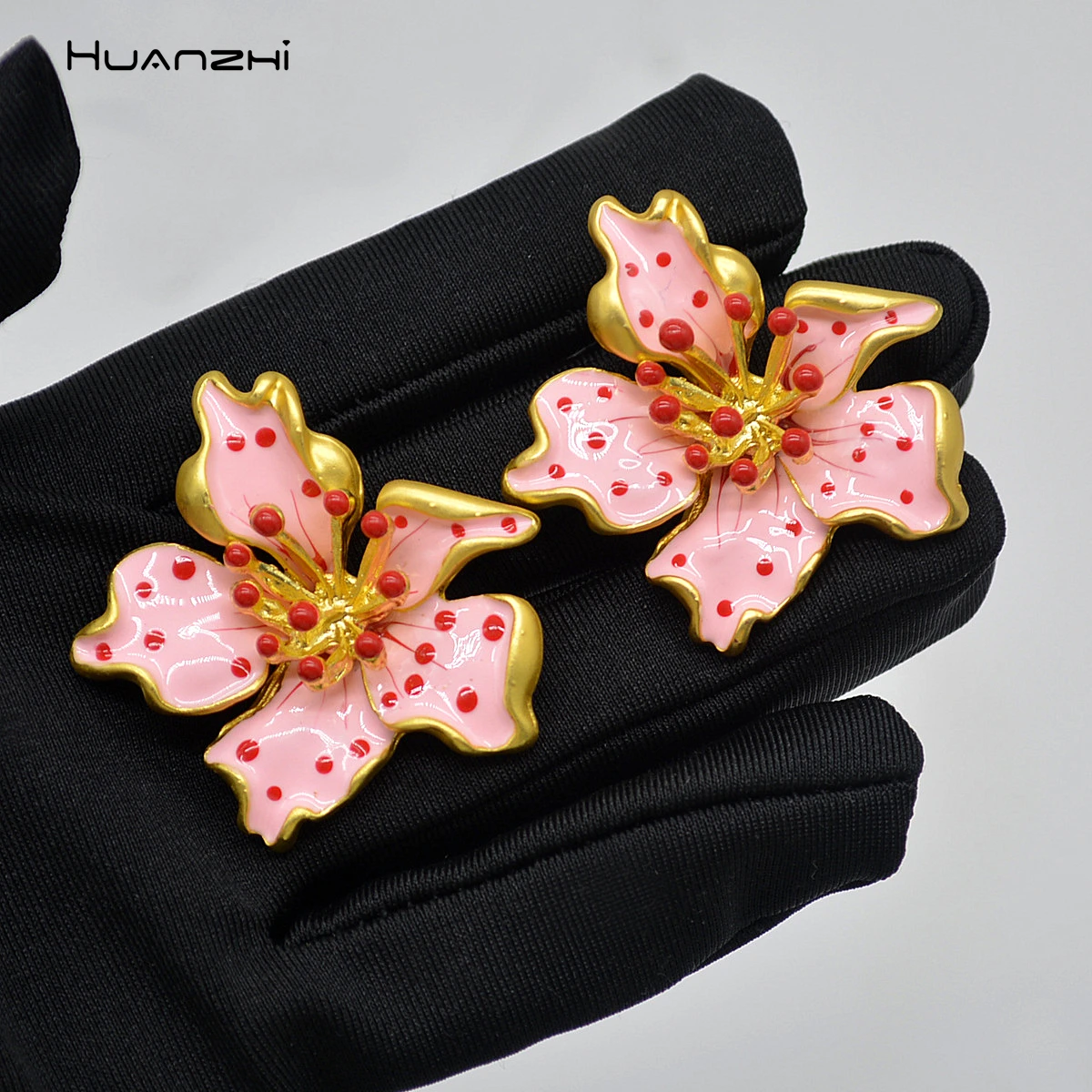 HUANZHI Enamel Pink Flower Stud Earring Irregular Petal Vintage Drip Oil Elegant Sweet Jewerly Gift