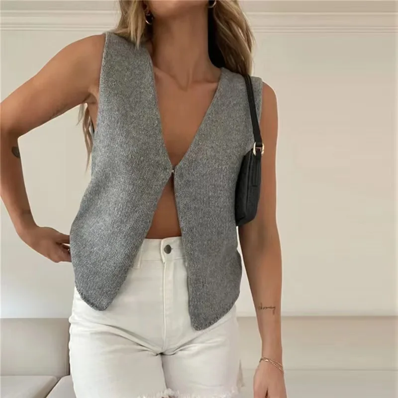 2024 Sommer neue lose Tank Top Damen V-Ausschnitt sexy ärmellose Strick oberteil minimalist ische
