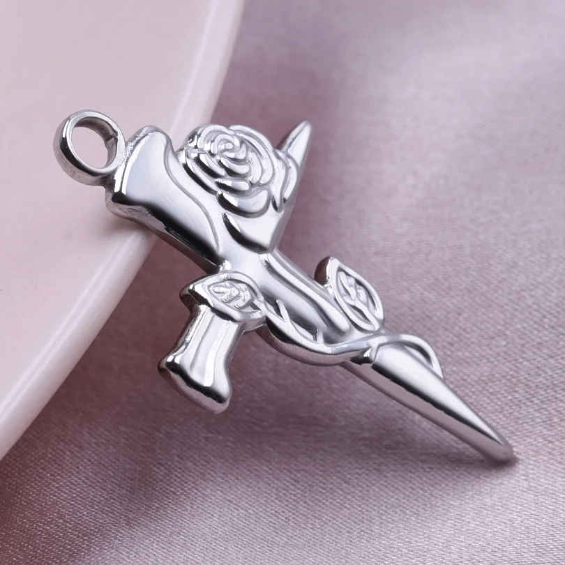 5 stücke Kreuz Rose Anhänger DIY handgemachte Anhänger für Schmuck Herstellung liefert bunte Charme Ohrringe Material Retro Amul