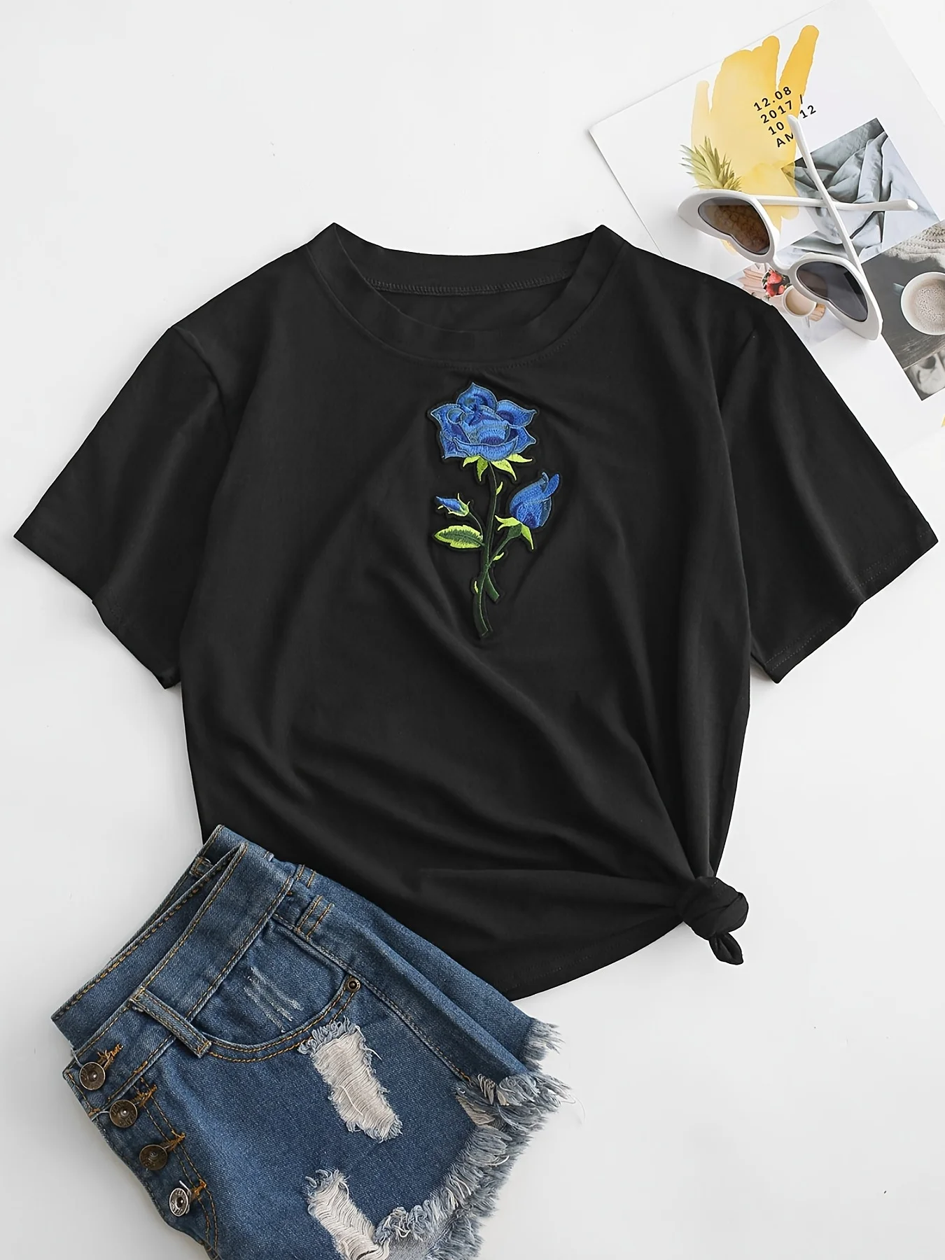 Damenmode Valentinstag exklusives blau besticktes Rose besticktes T-Shirt