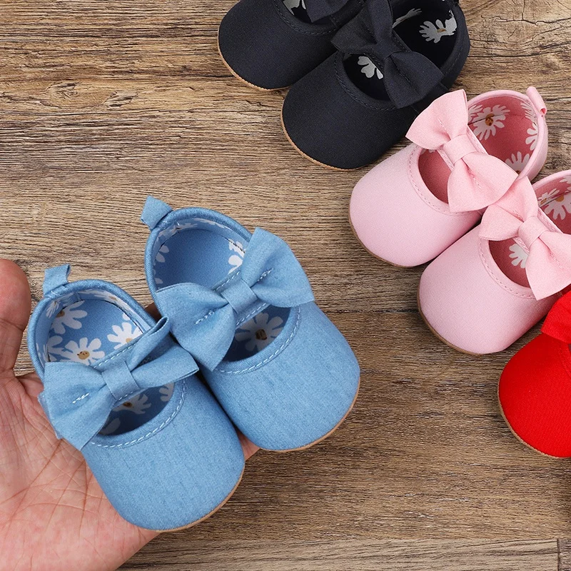Mode Baby erste Schuhe einfarbig PVC lässig Kleinkind Walker mit Bogen rutsch festen weichen Pre