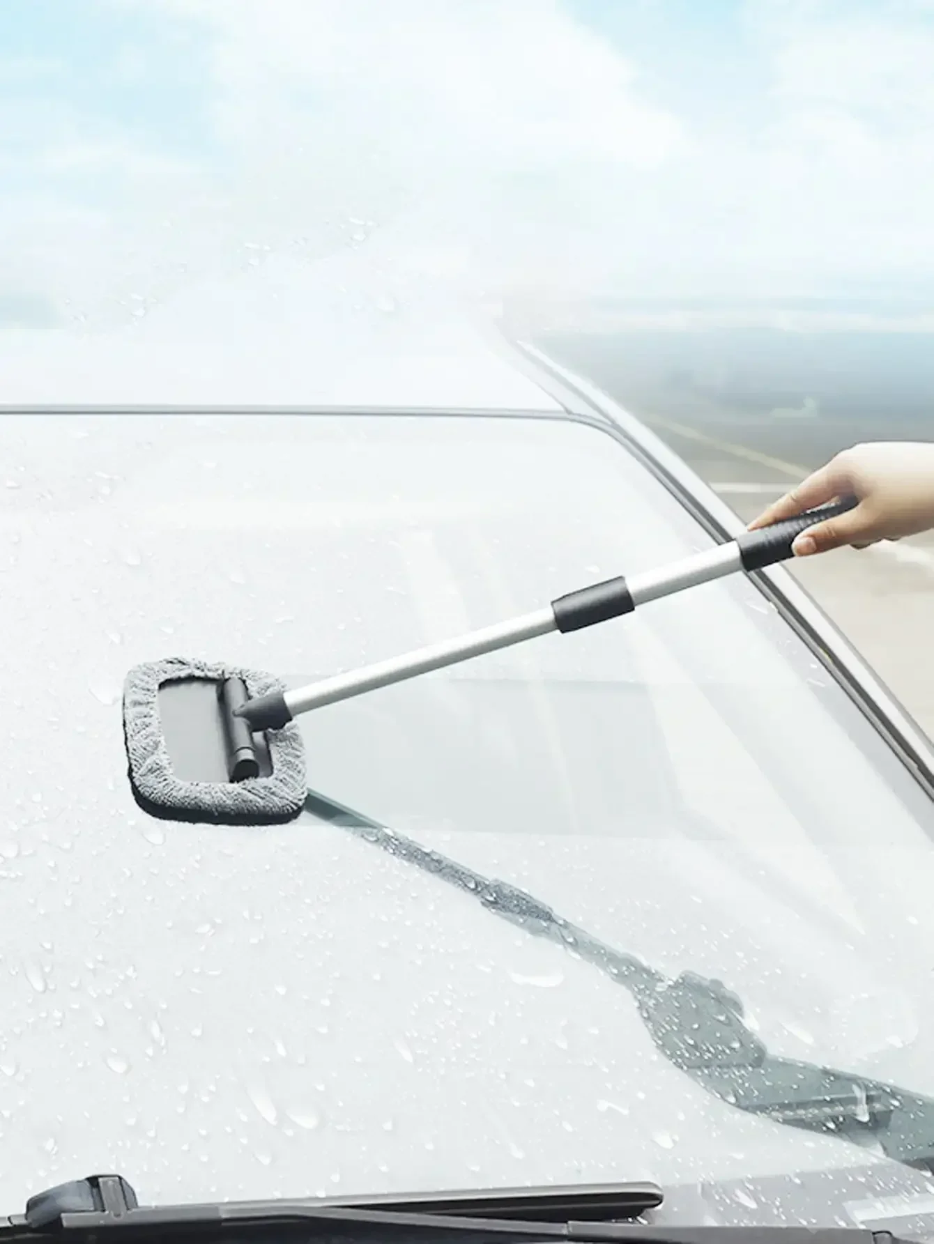 1pc Auto Frontscheibe Windschutz scheibe Reinigungs bürste Fenster Feder asche Staub tuch im Auto
