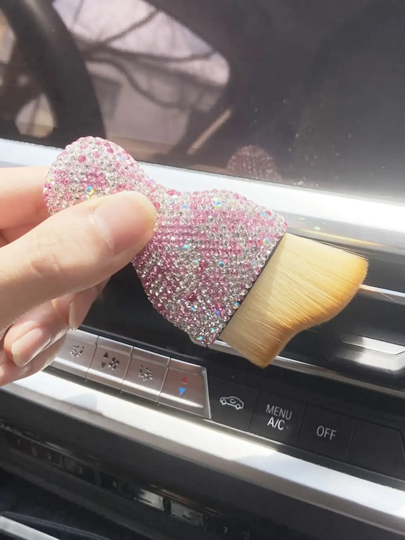 1pc Auto Innen staub reinigung weiche Bürste Auto Werkzeug Artefakt Auto Staub bürste Auslass