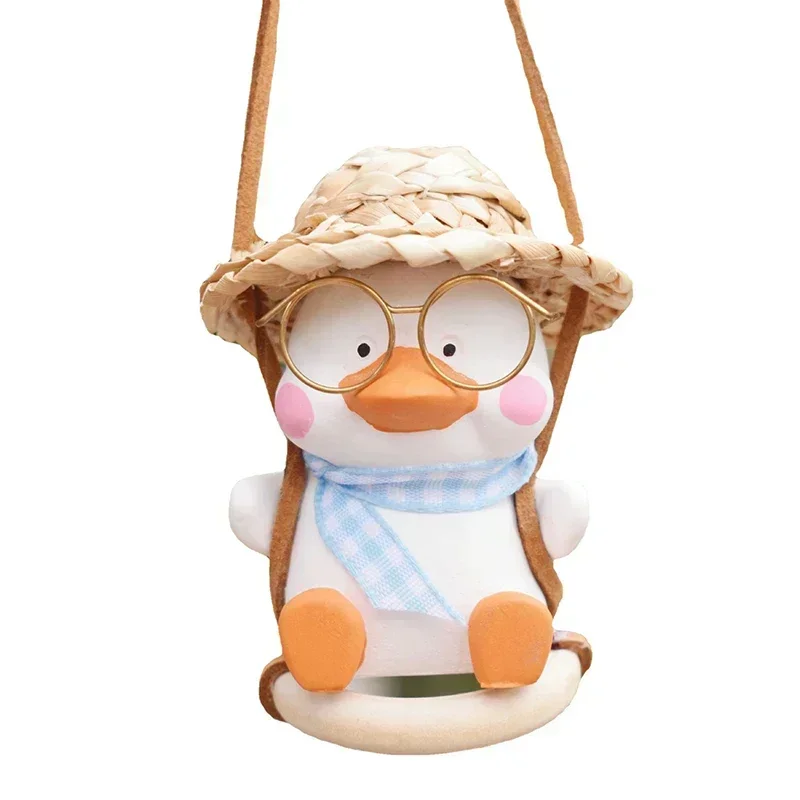 1 pc niedlichen Anime kleine Ente Schaukel Auto Anhänger Innen Auto Rückspiegel Ornamente Anhänger