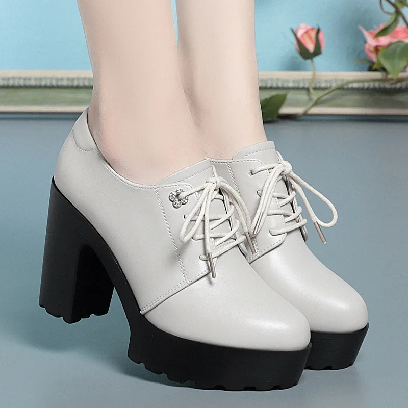Chunky Plateaus chuhe aus weichem Leder im britischen Stil 9,5 Spring Block High Heels Schuhe Frauen