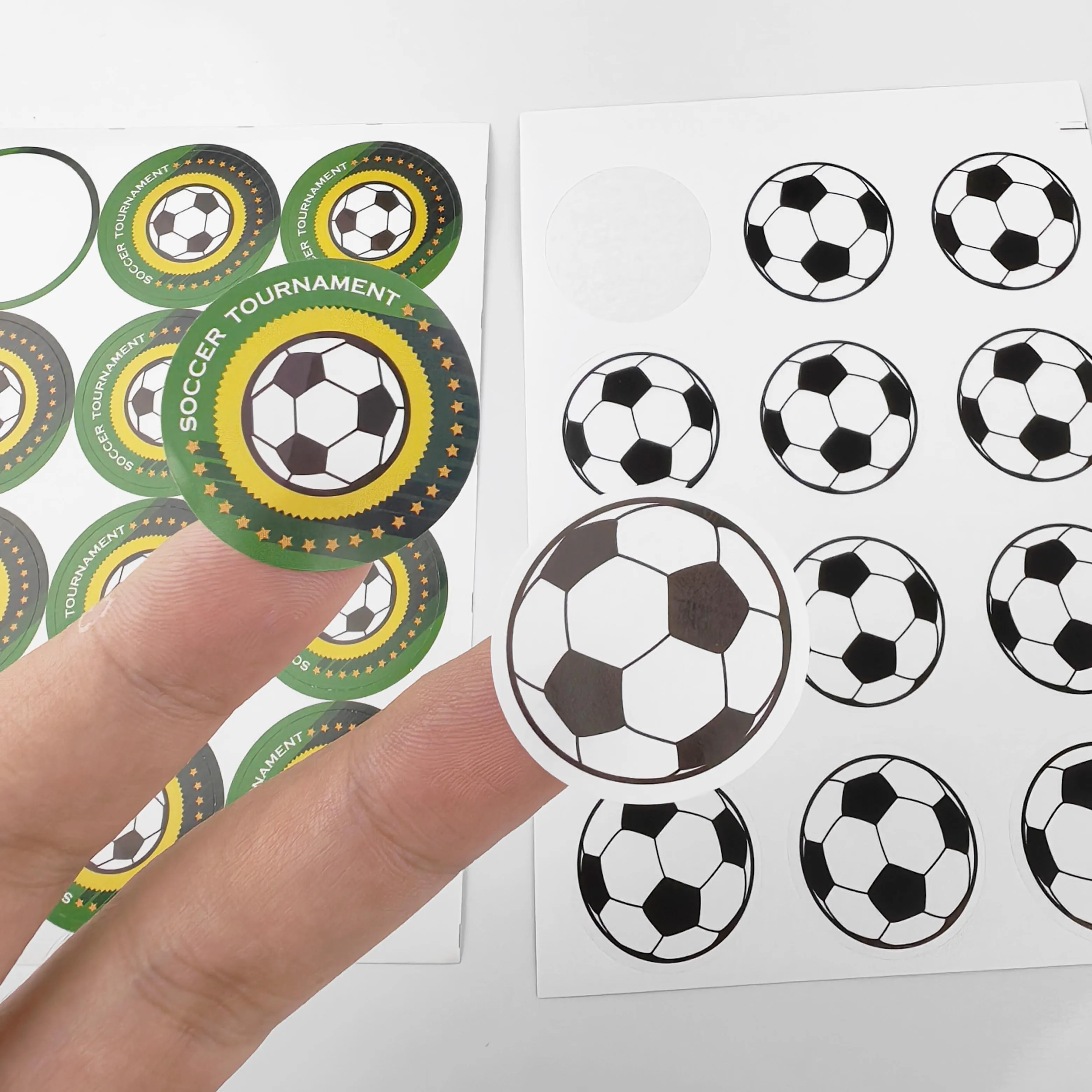24/60/120 stücke Fußball aufkleber personal isierte weiße grüne Etikett selbst klebende Fußball