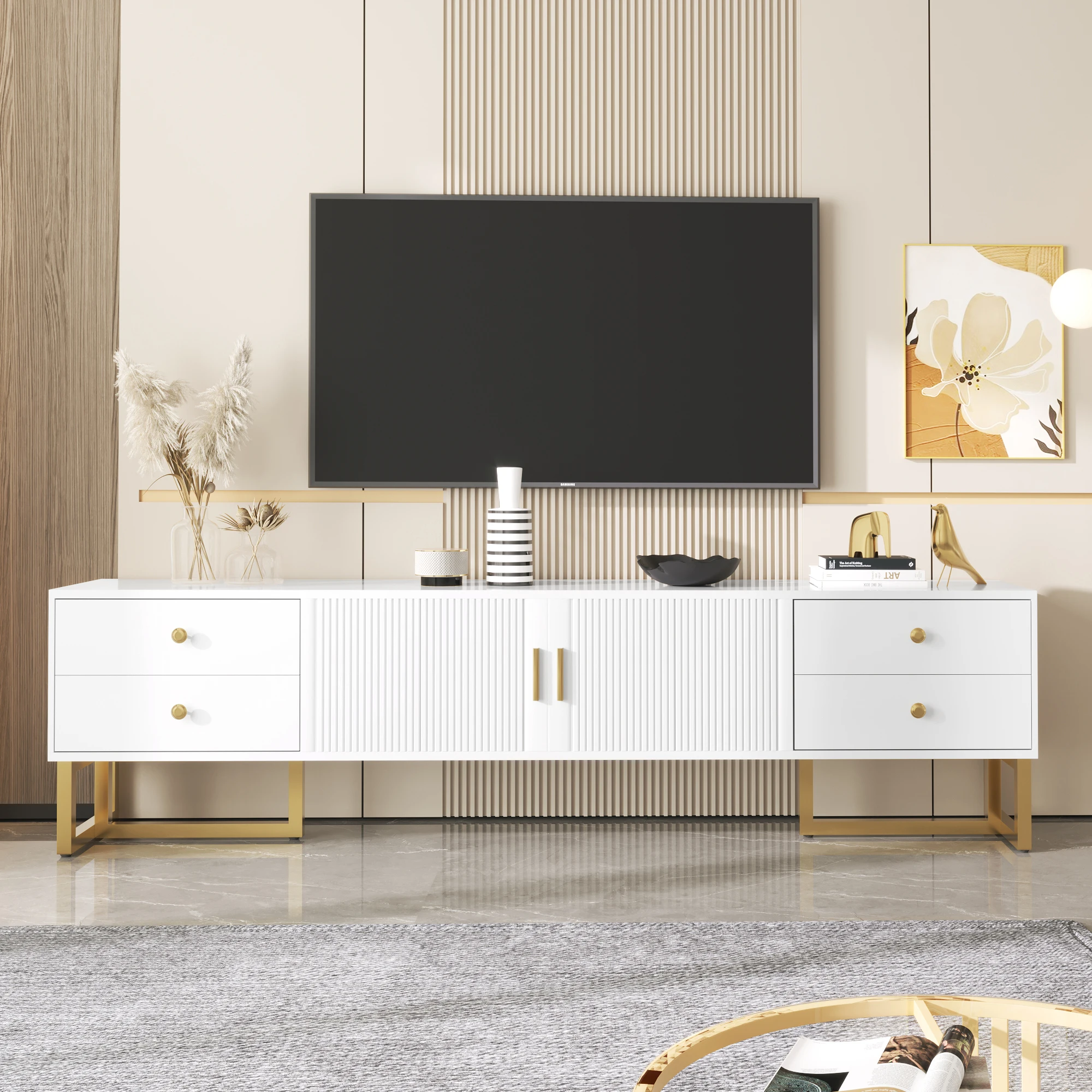 TV-Schrank mit strukturierten Türen, Schubladen und goldenen Griffen, elegantes Lowboard mit