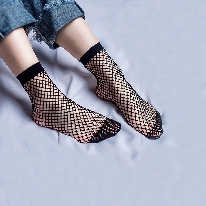 New Fashion Sexy Women Streetwear Breathable Fishnet Sock Black Hollow Out Mesh Nets Hosiery Ladies 2020 Summer Short Socks