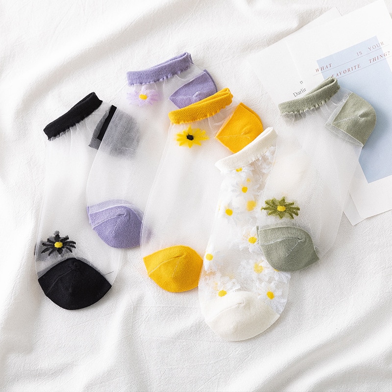 women's Socks summer thin glass stockings Korean small daisy crystal stockings shallow mouth cute transparent boat sock