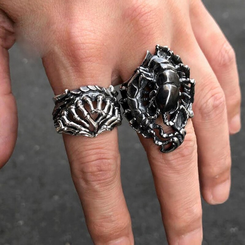 Vintage Man Woman Personality Hell Ghost Hand Ring Bohemia Punk Creative Claw Rings Party Jewelry Gift