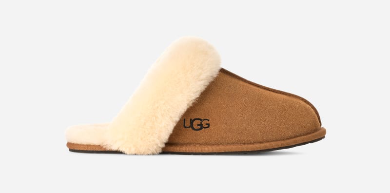 UGG® Scuffette II Slipper for Women in Brown, Size 9, Suede
