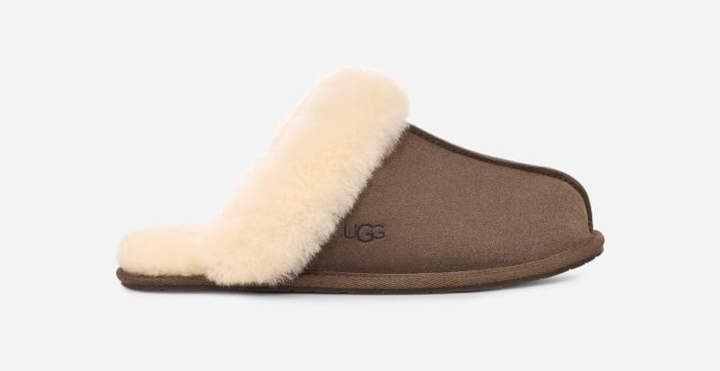 UGG® Scuffette II Slipper for Women in Black, Size 4, Suede/Polyester