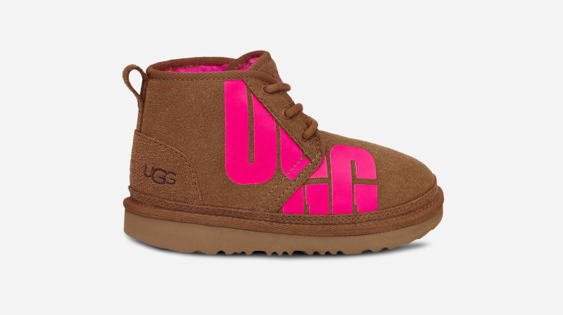 UGG® Neumel Broken Logo Boot for Kids in Brown, Size 2