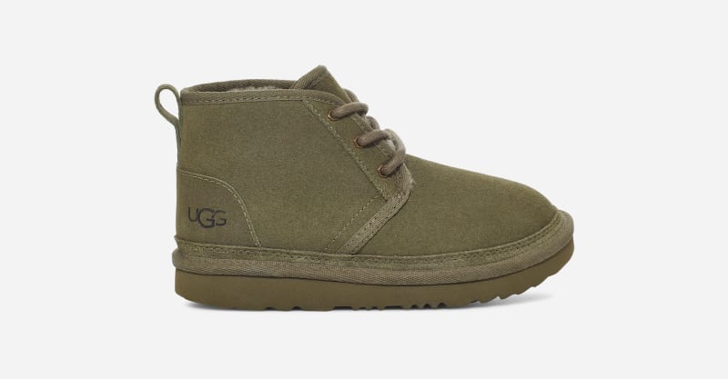 UGG Neumel II Boot for Kids in Green, Size 3, Suede