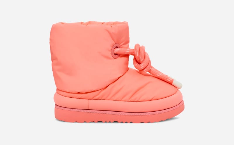 UGG® Classic Maxi Short Boot for Kids in Swthr, Size 3, Textile/Polyester/Wool