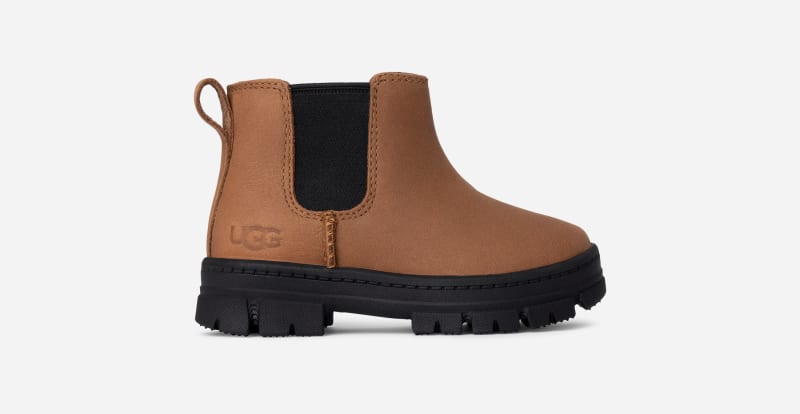 UGG® Ashton Chelsea Boot in Brown, Size 11, Leather/Polyester